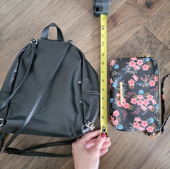 🌸 STEVE MADDEN WRISTLET + VICTORIAS SECRET MINI SEQUIN BACKPACK BUNDLE - Picture 8 of 12